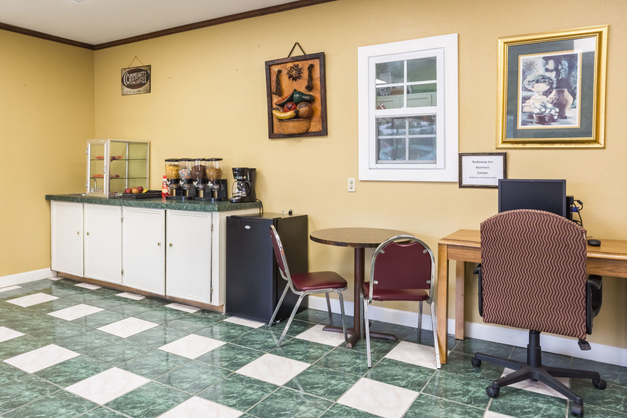 Rodeway Inn Hazlehurst Fasilitas foto